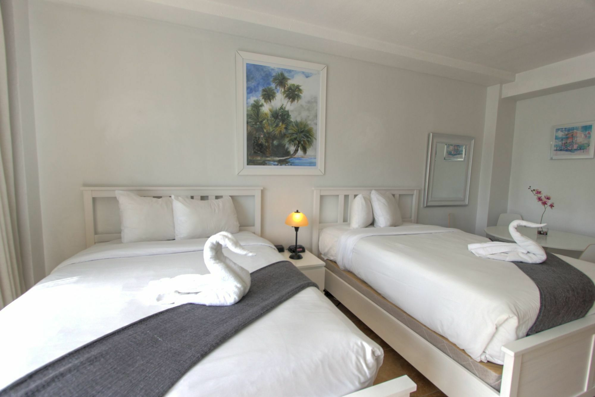 Private Apartments At The Casablanca Miami Beach Buitenkant foto