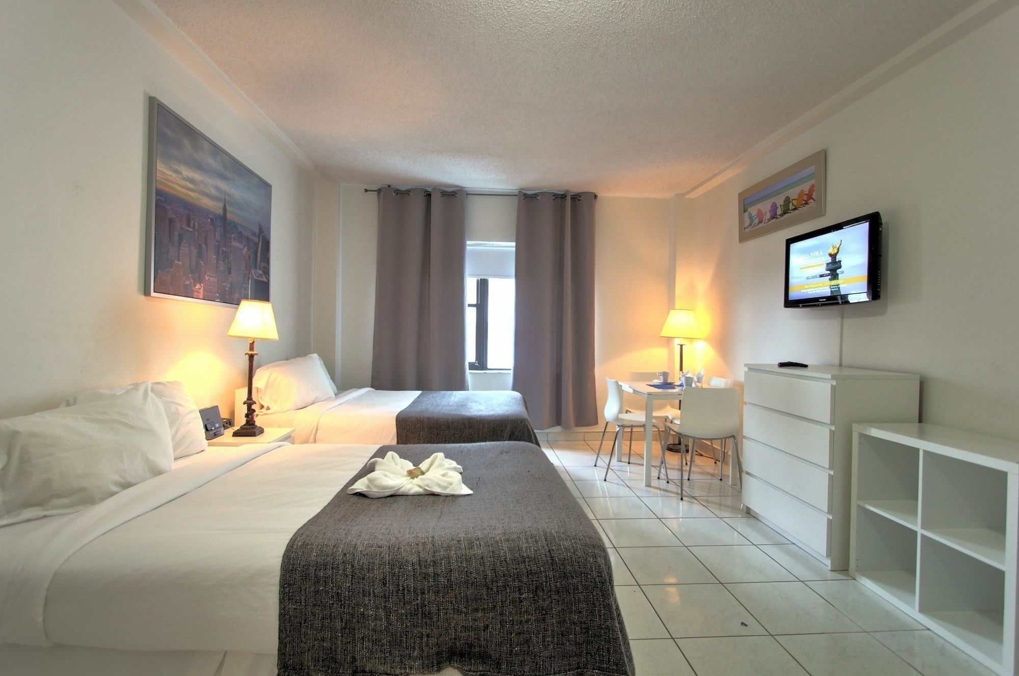 Private Apartments At The Casablanca Miami Beach Buitenkant foto