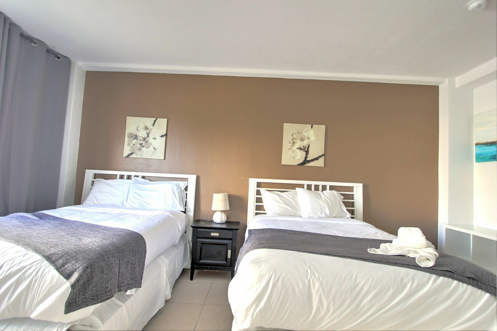 Private Apartments At The Casablanca Miami Beach Buitenkant foto