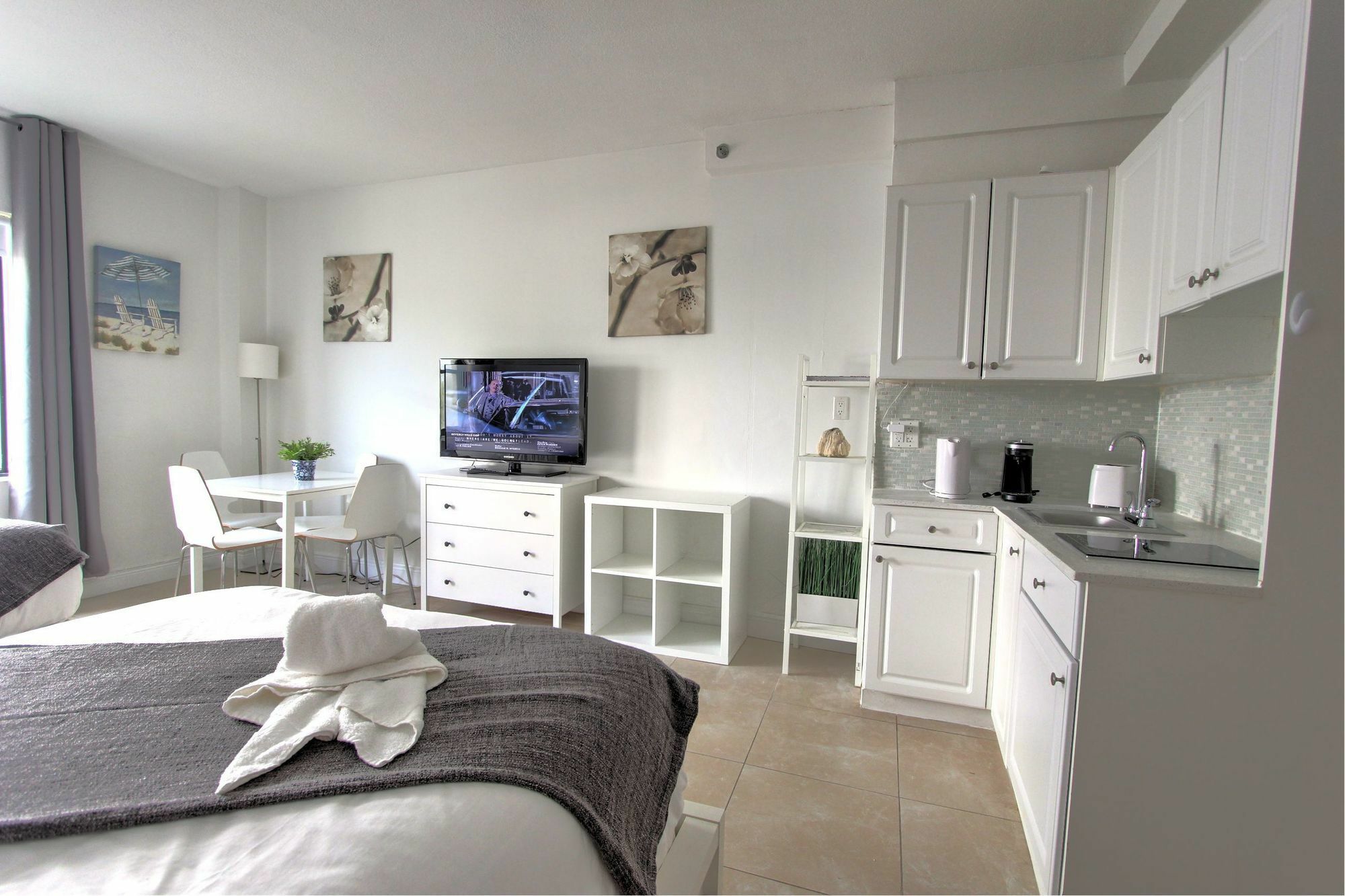Private Apartments At The Casablanca Miami Beach Buitenkant foto